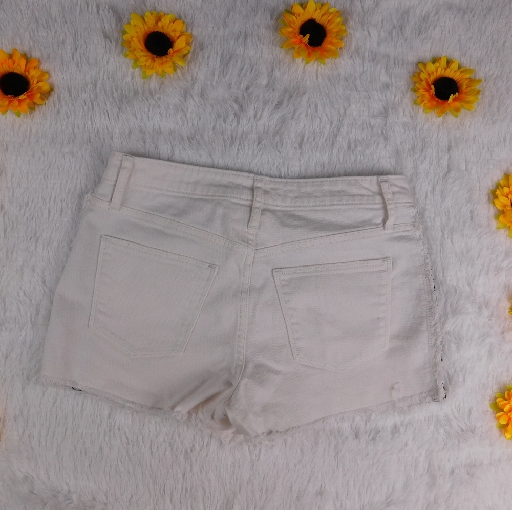 🌻 Universal Thread High Rise Shortie - Picture 9 of 11